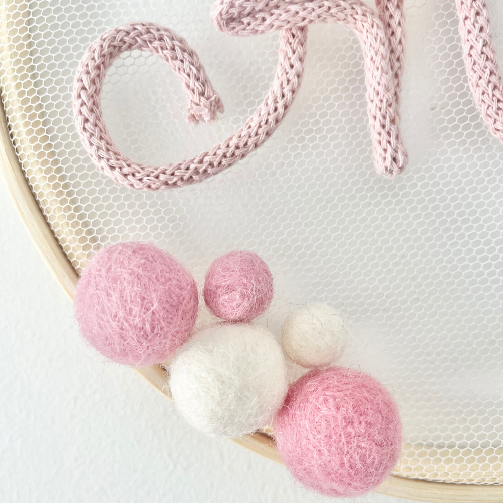 Personalized name sign floral baby name plaque felt door sign for kids room art decor baby shower gift daughter room accessories pink
